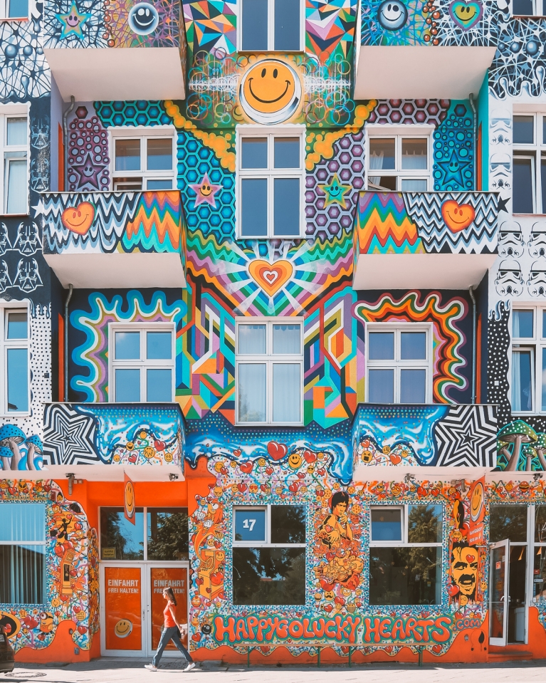 Street art on an appartment building in Berlin